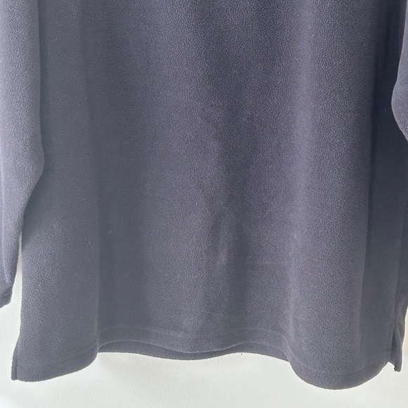 Vanity Fair Black Fleece Crewneck Top - Picture 3 of 15